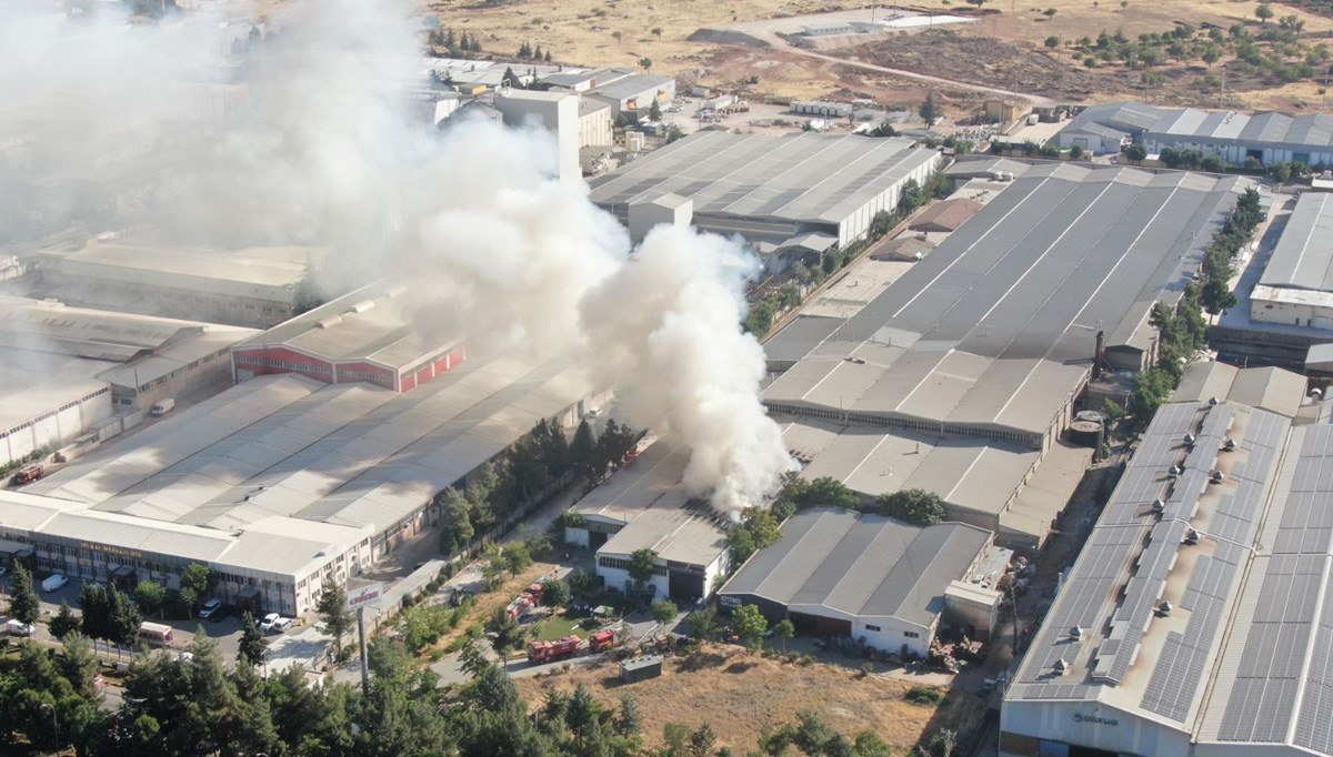 Gaziantep'te halı fabrikasında yangın