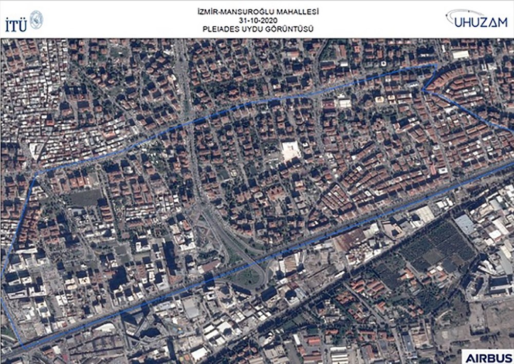 İzmir'deki yıkım uzaydan görüntülendi