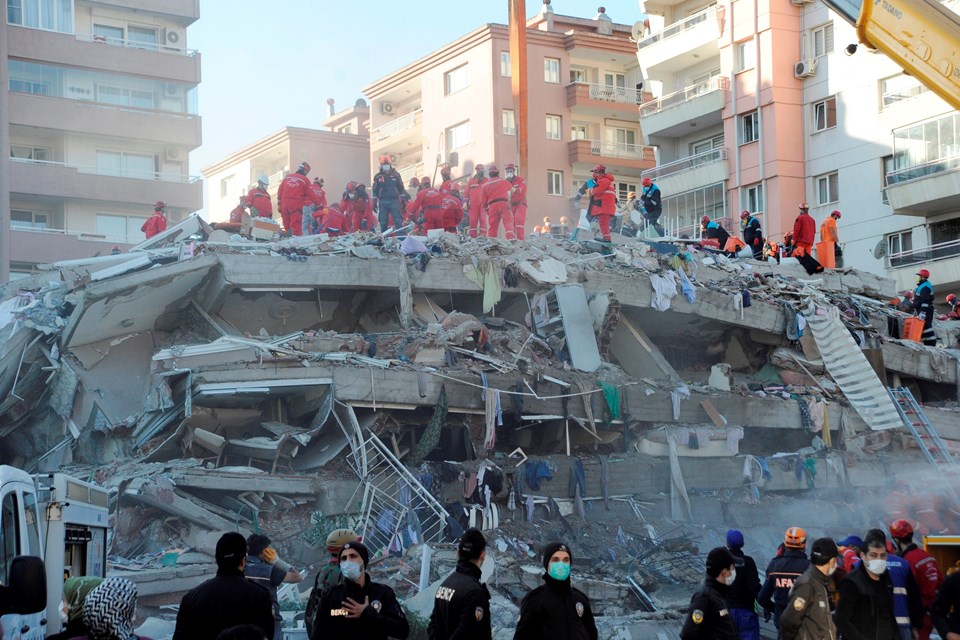 İzmir depreminde 15 kişinin öldüğü Doğanlar Apartmanı'yla ilgili çürük iddiası - 2