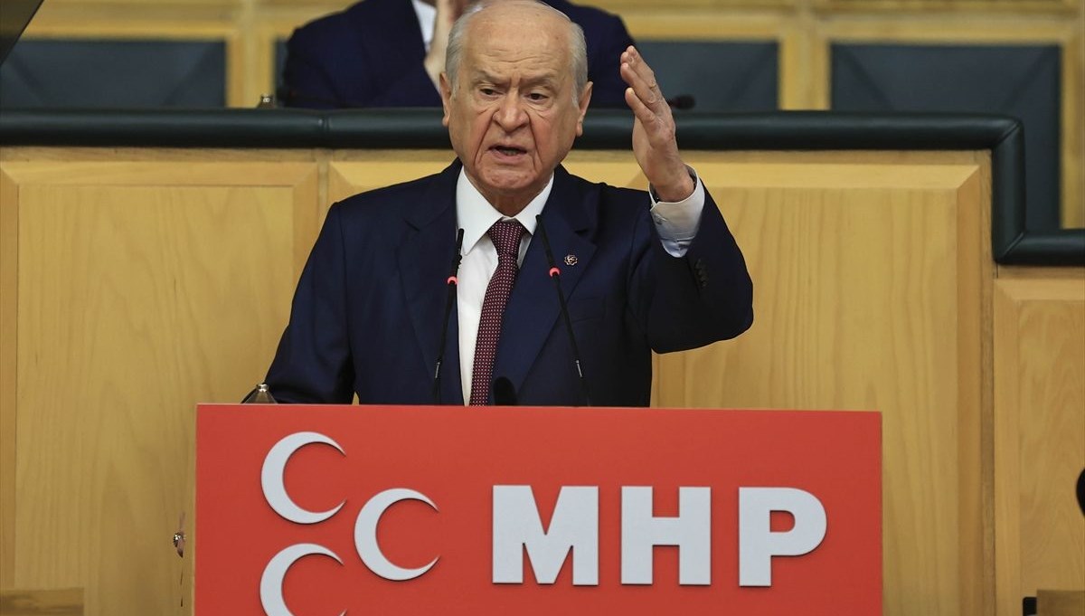 Devlet Bahçeli'den Atatürk'e hakaret tepkisi