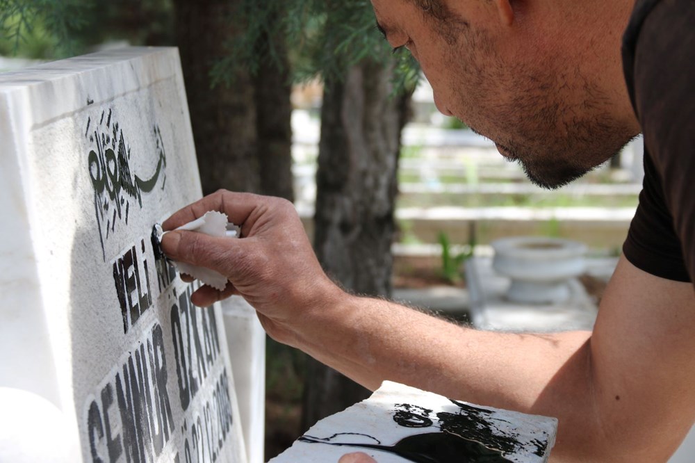 300 mezara gözü üzere bakıyor: Avrupa'dan müşterileri var 76