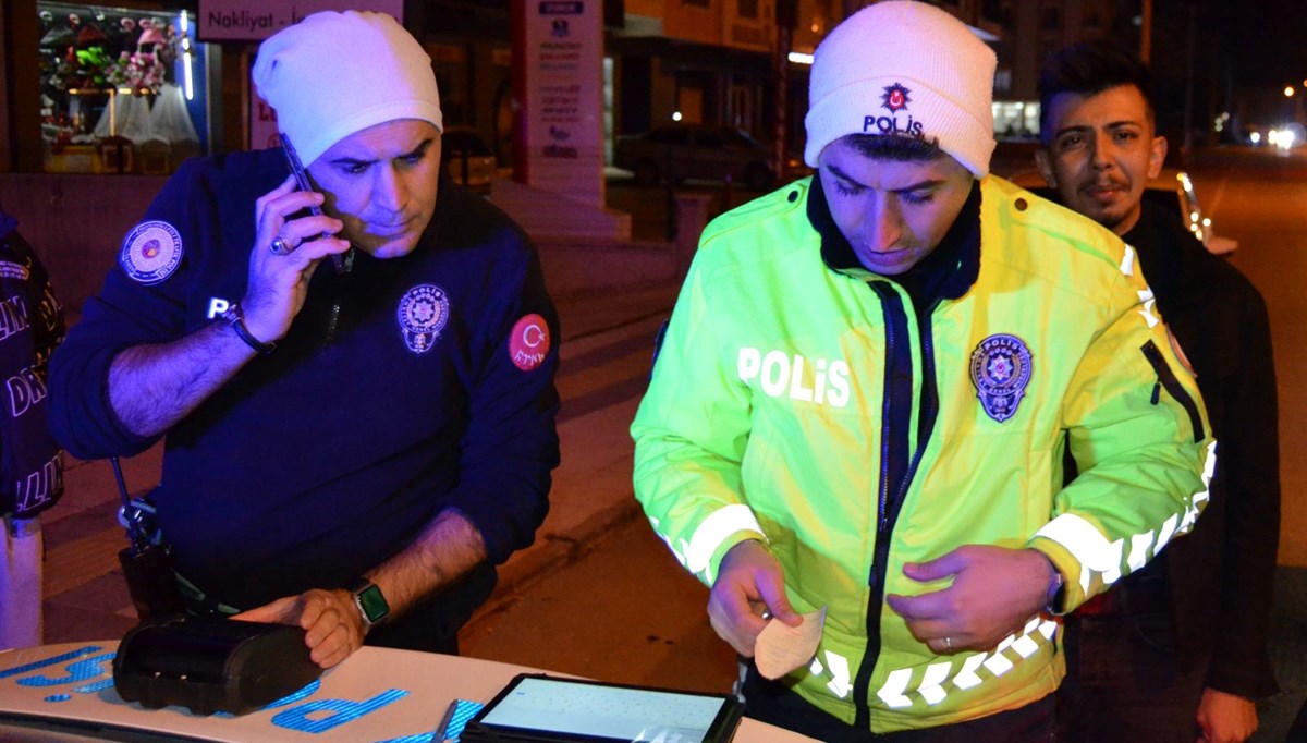 Drift yapan alkollü sürücü yakalandı Drift yapan alkollü sürücü yakalandı