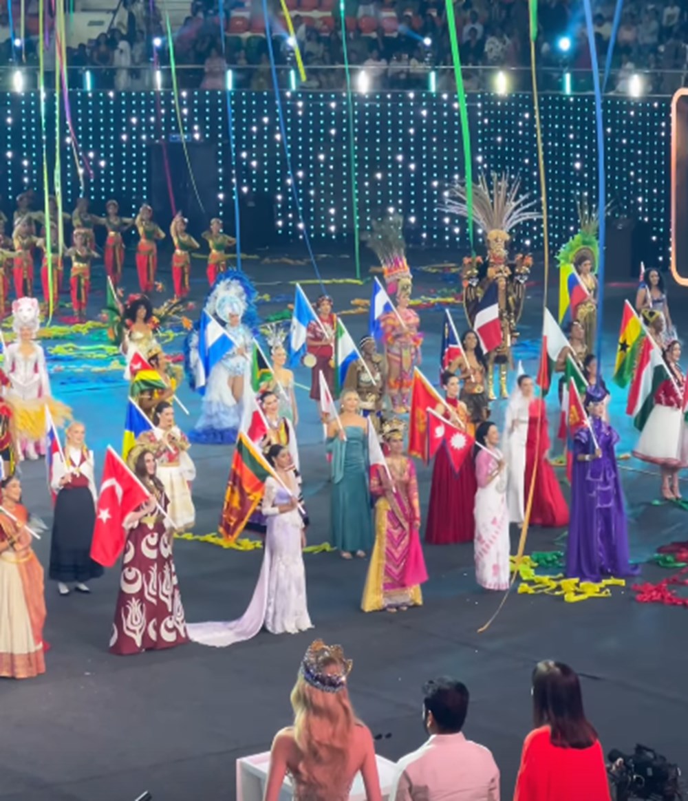 İdil Bilgen, Miss World yarışmasında: "Türk bayrağını dalgalandırmak çok özeldi" - 3