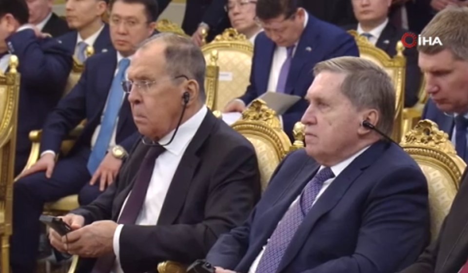Kazakistan Cumhurbaşkanı Tokayev geleneği bozdu: Ruslar şaşırdı - 1