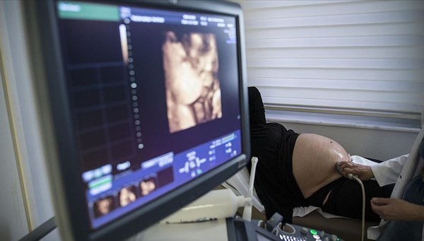 Düşük yapan her 6 kadından birinde travma sonrası stres bozukluğu görülüyor