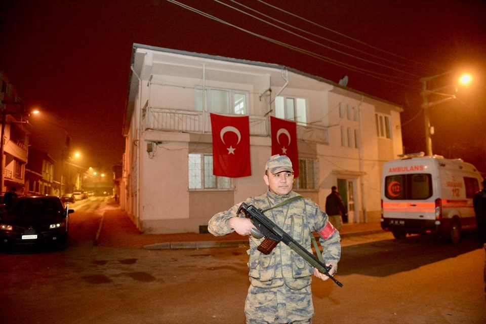 MSB: Barış Pınarı Harekat bölgesinde bombalı araç saldırısı sonucunda 3 asker şehit oldu - 1