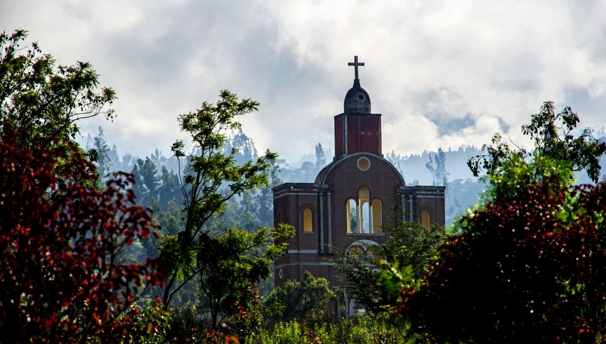 Bu kasaba bir dağ tarafından yutuldu