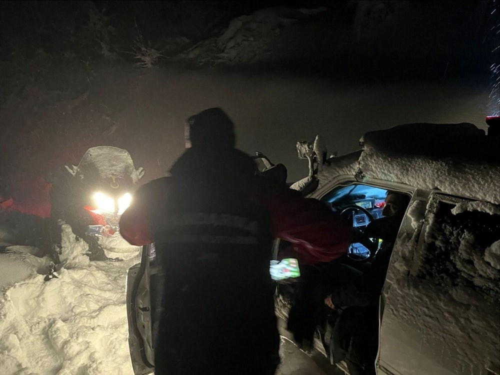 Kocaeli'de zamana karşı yarış: JAK timleri donmak üzerelerken kurtardı - 2