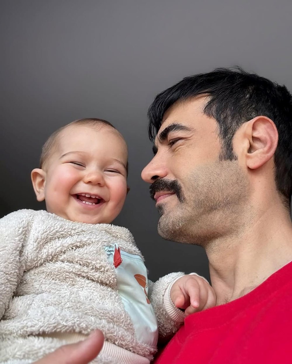 Murat Ünalmış'tan oğlu Selim Baran'a: Âlâ ki doğdun canım yavrum 74 g7IzypdH UKW OdHIKVlwQ