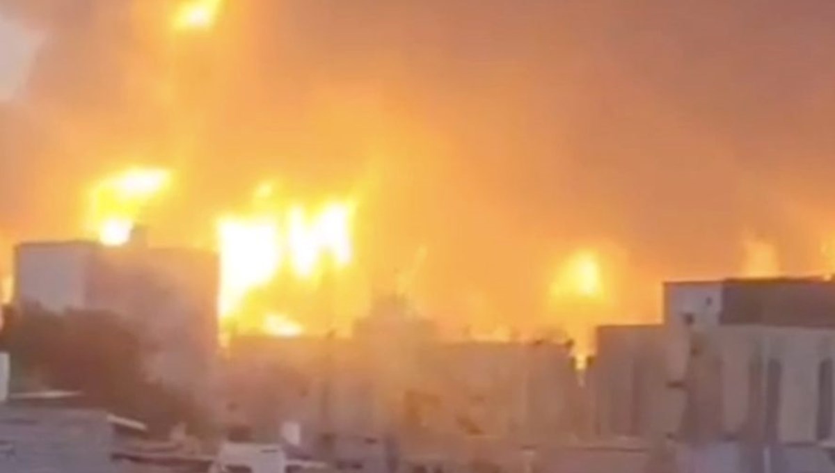 İsrail'den Yemen'in Hudeyde Limanı'na saldırı: İsrail'den Yemen'in Hudeyde Limanı'na saldırı: