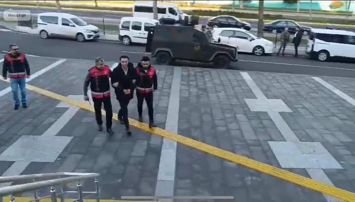 Belediye çalışanı cumhurbaşkanına hakaretten tutuklandı Belediye çalışanı cumhurbaşkanına hakaretten tutuklandı
