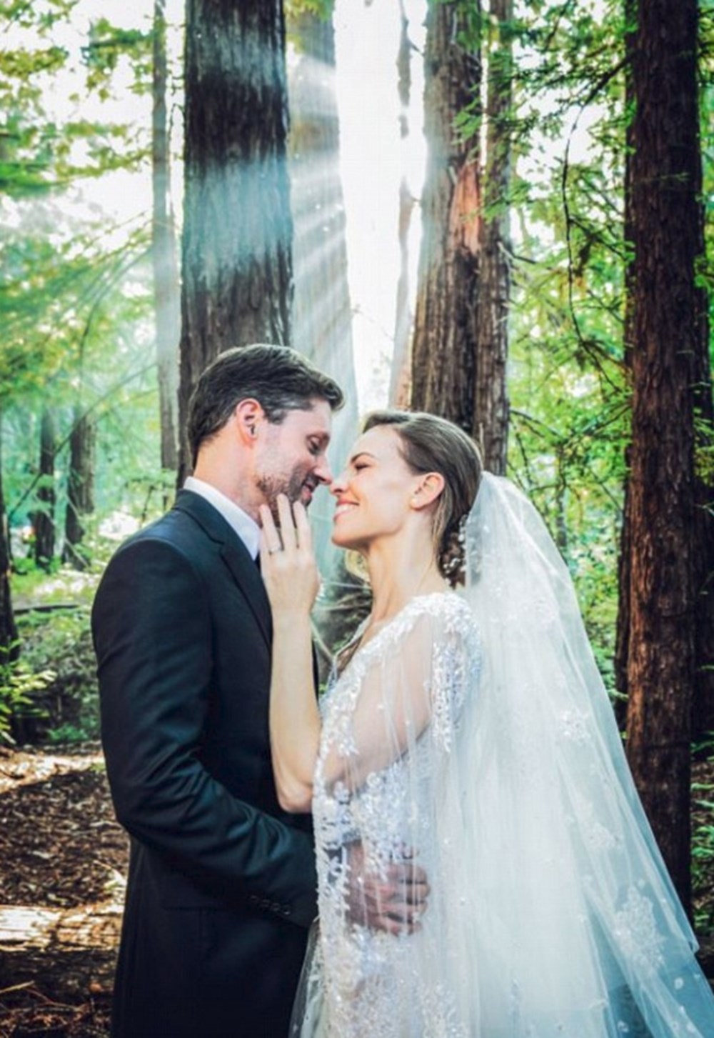 Hilary Swank ve Philip Schneider evlendi Magazin