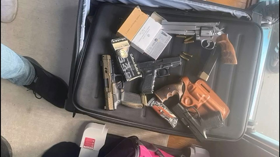 Muğla'da lüks villaya operasyon: 3 kişi yakalandı - 2