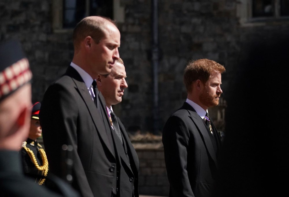 Prens Harry ve Prens William'ın cenazede tartıştığı ortaya çıktı - 1
