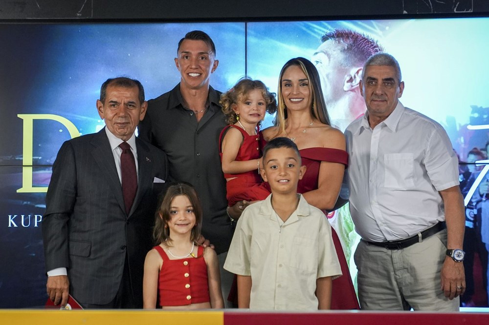 Veda eden Muslera'dan "Galatasaray'a kaleci önerir misiniz?" sorusuna cevap 74 gBKUBlagM02 Smgym6NwXw