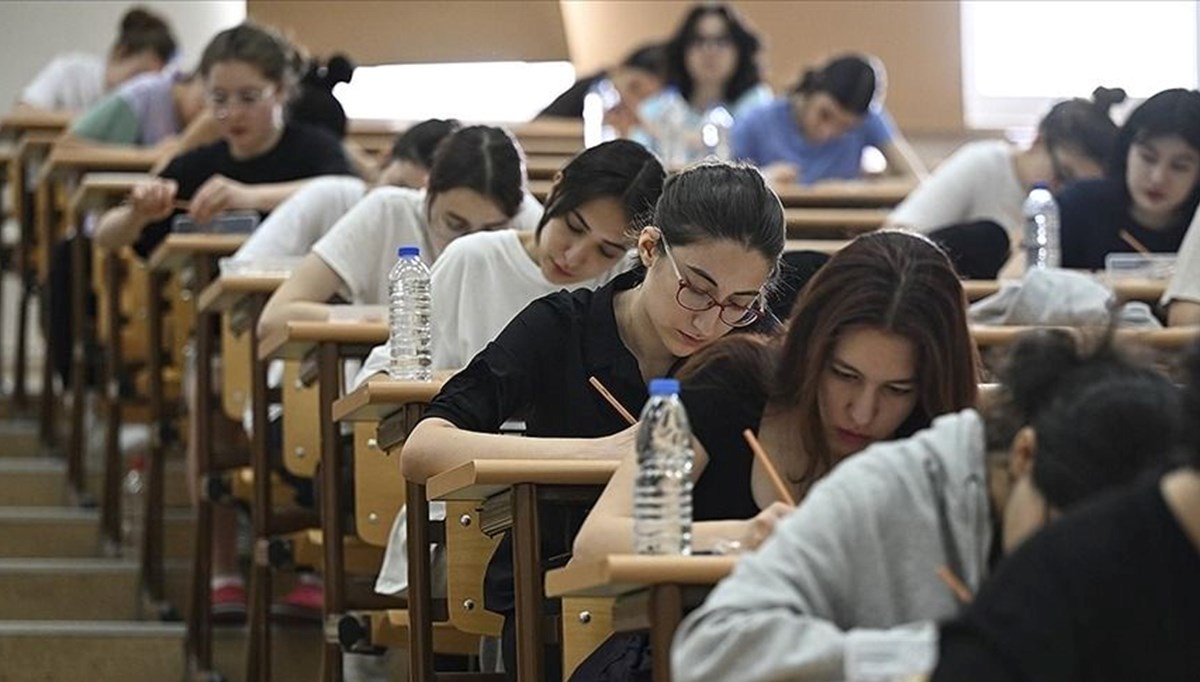 YKS'ye son 2 gün: ÖSYM'nin hazırlıkları tamamlandı, tedbirleri alındı YKS'ye son 2 gün: ÖSYM'nin hazırlıkları tamamlandı, tedbirleri alındı