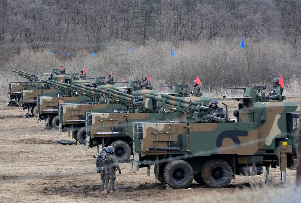 Kim Jong Un sava� haz�rl���nda: Sald�r� tatbikatlar�na kat�ld�