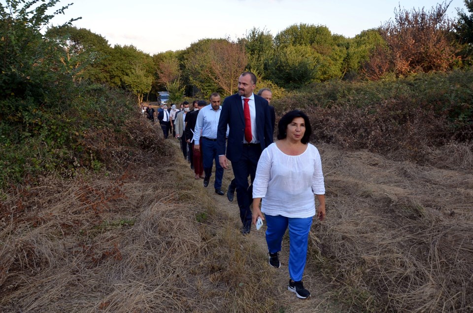 Polonya Büyükelçisi, Viking izlerinin bulunduğu Bathonea’da - 1