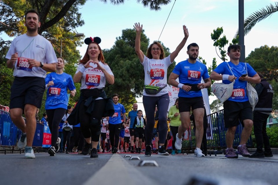 İzmir Valiliği karar aldı: Kent merkezinde maraton, koşu ve bisiklet yarışları artık yapılmayacak - 2