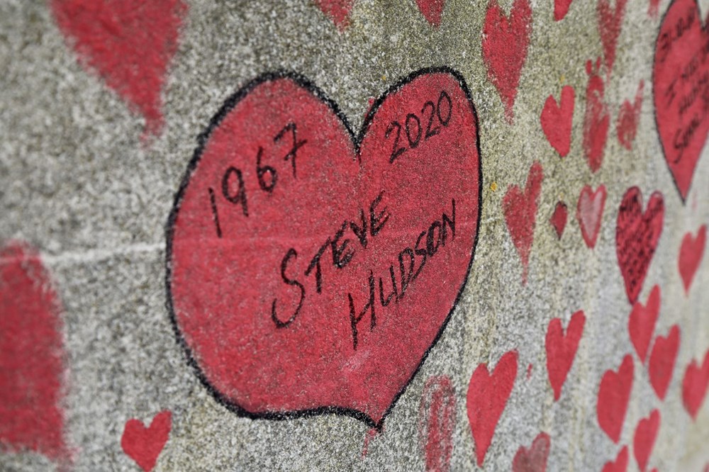 Covid-19 kurbanlarının anısına 150 bin kalp - 19