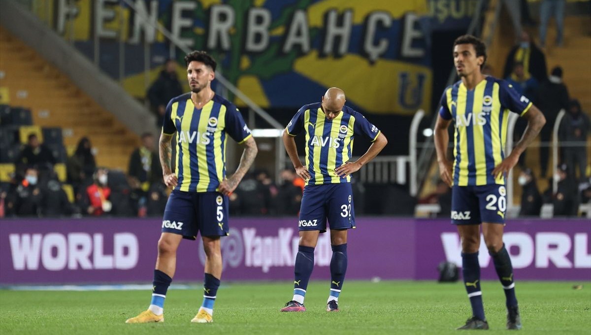 SON DAKİKA: Fenerbahçe 90+3'te yıkıldı