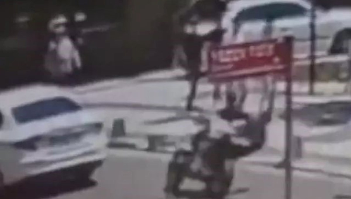 Eski Kızılay Başkanı'nın kızı motosiklete çarptı: 17 yaşındaki genç hayatını kaybetti Eski Kızılay Başkanı'nın kızı motosiklete çarptı: 17 yaşındaki genç hayatını kaybetti