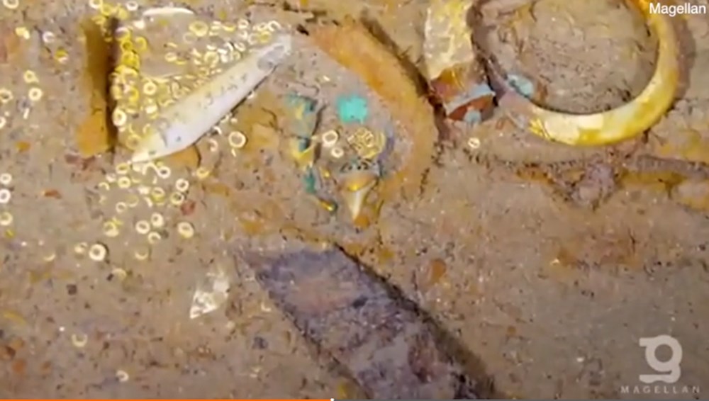 Titanik’in kayıp hazineleri ortaya çıktı: Megaladon dişinden yapılmış altın kolye bulundu - 4