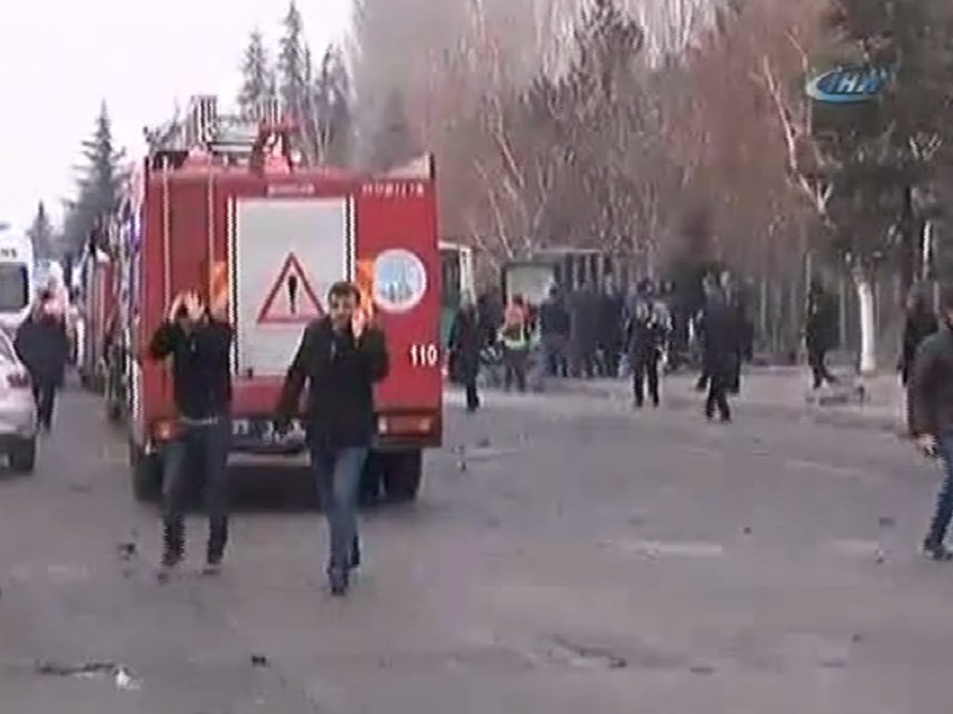 kayseri de bombali aracla teror