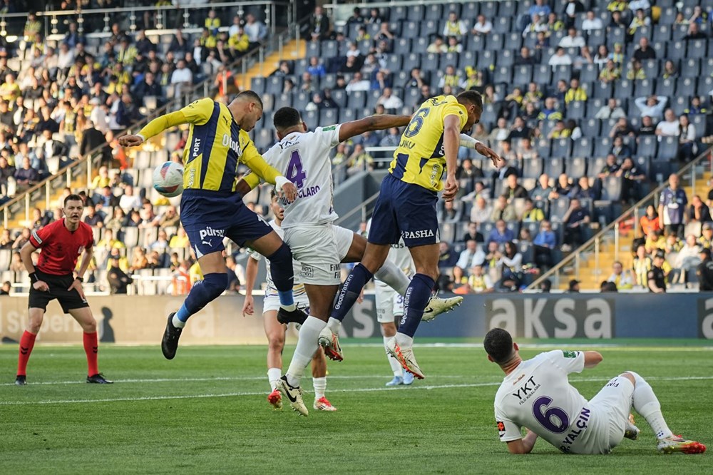 Fenerbahçe, Eyüpspor'u reaksiyonlar eşliğinde iki golle geçti 75 gH3ZdLEpuEenHo 2B6p29g