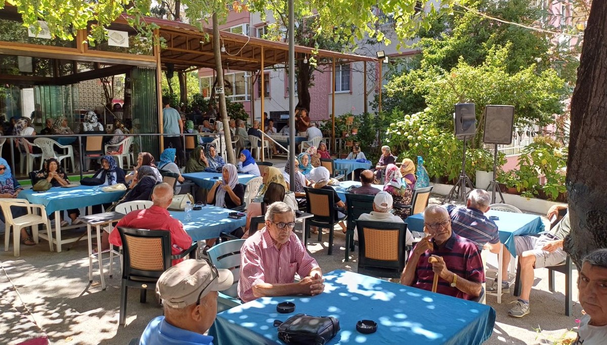 Çınarcık’ta depremzedeler unutulmadı Çınarcık’ta depremzedeler unutulmadı