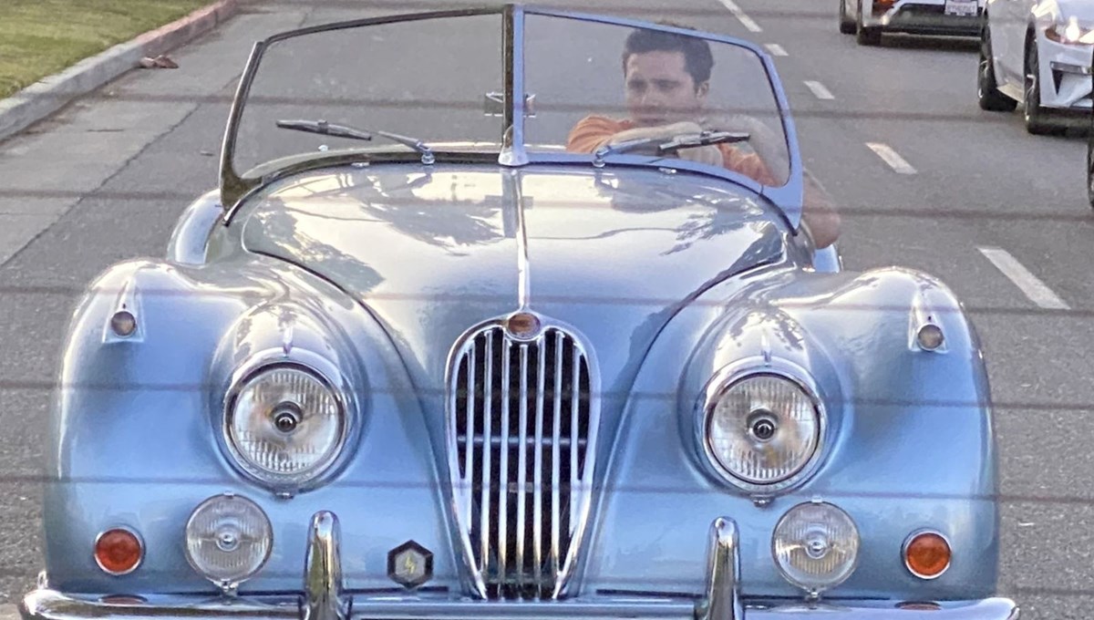 Yeni damat Brooklyn Beckham milyonluk klasik otomobiliyle