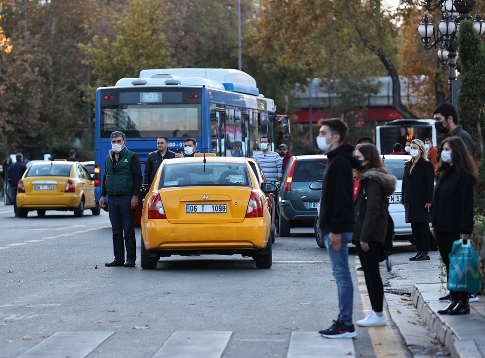 Saat 9'u 5 geçe hayat 1 dakika durdu - 63