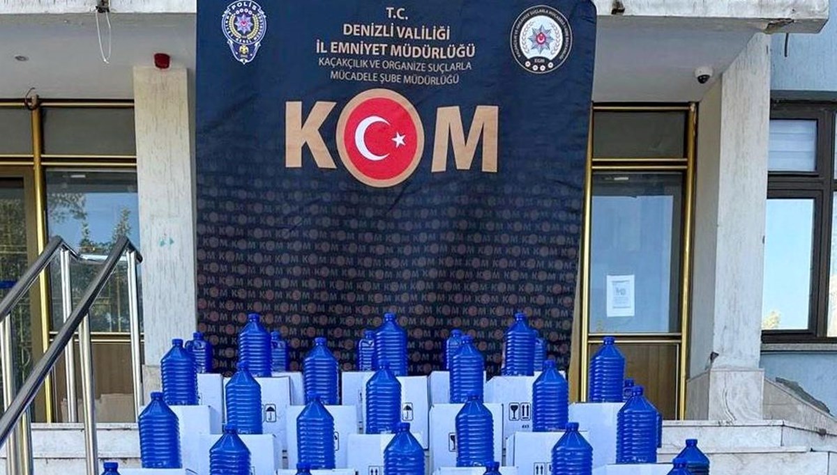 Denizli'de 642 litre kaçak alkol yakalandı Denizli'de 642 litre kaçak alkol yakalandı