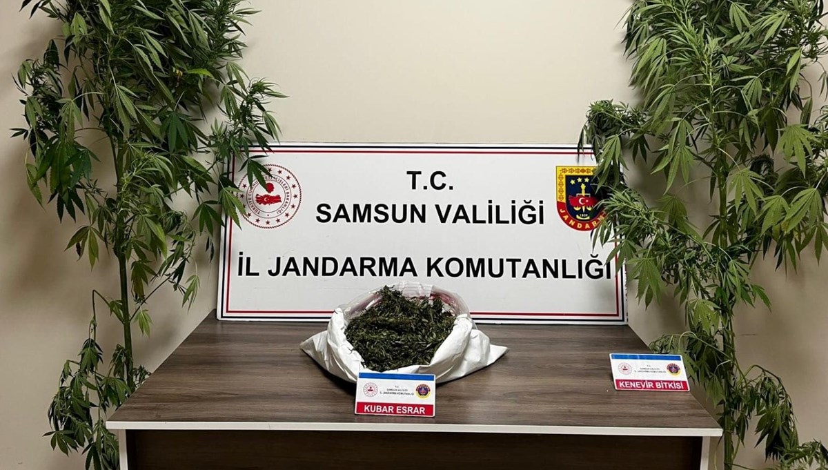 Jandarma 3 kilo 237 gram esrar ele geçirdi