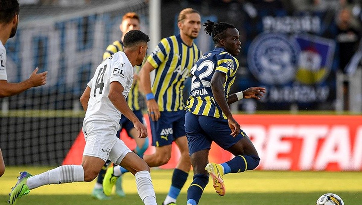 Fenerbahçe, UEFA Avrupa Ligi'nde play-off turuna yükseldi