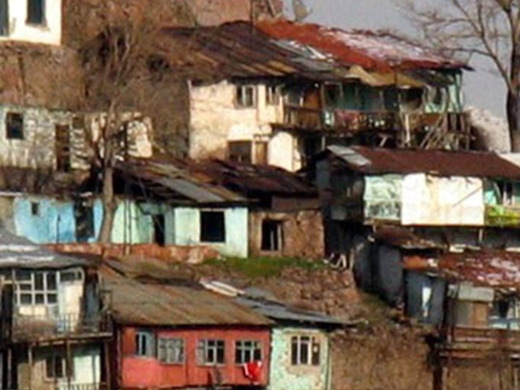 Gecekondu sahiplerine ev sahibi olma şansı - Son Dakika Ekonomi Haberleri | NTV Haber