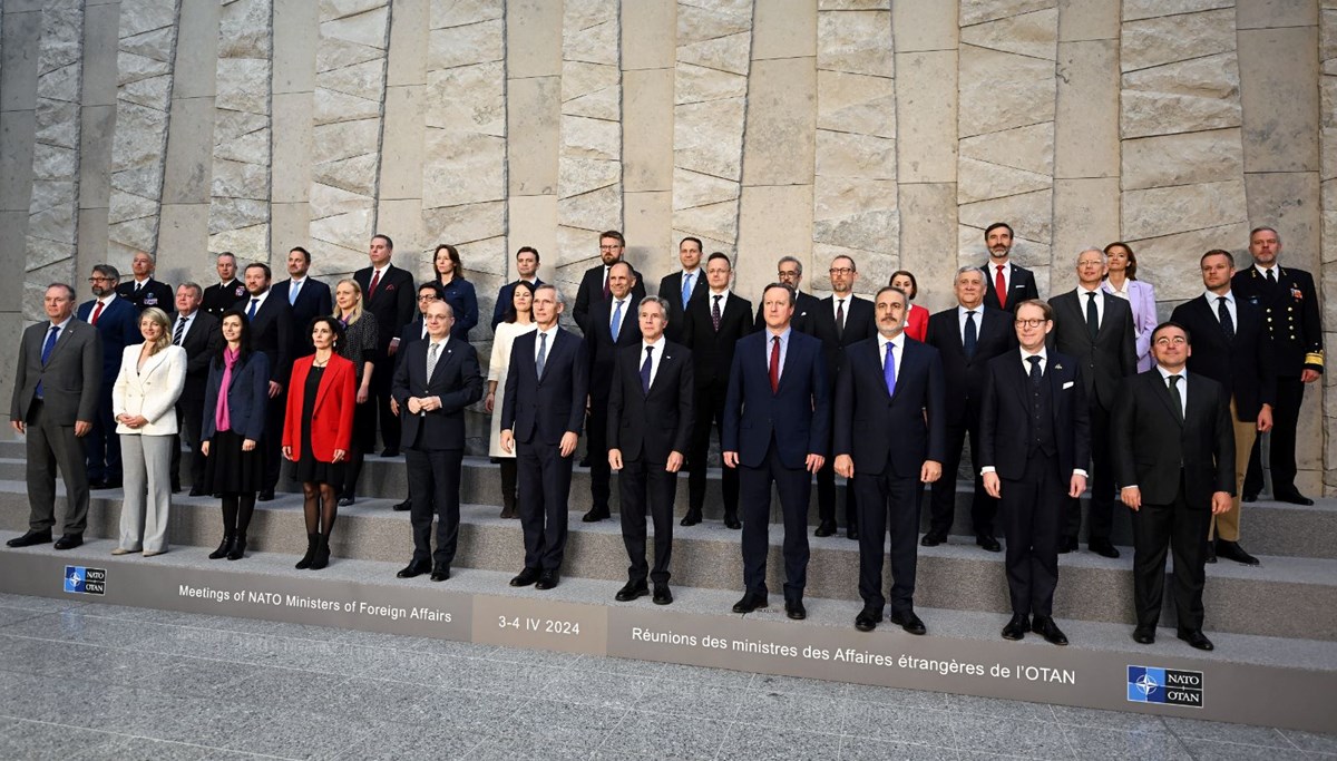 NATO ülkeleri, Ukrayna'ya yapılacak yeni yardımlar için çalışacak NATO ülkeleri, Ukrayna'ya yapılacak yeni yardımlar için çalışacak