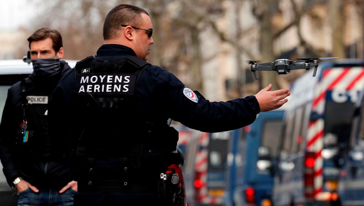 Fransa'da yüksek mahkemeden polisin drone kullanımına onay