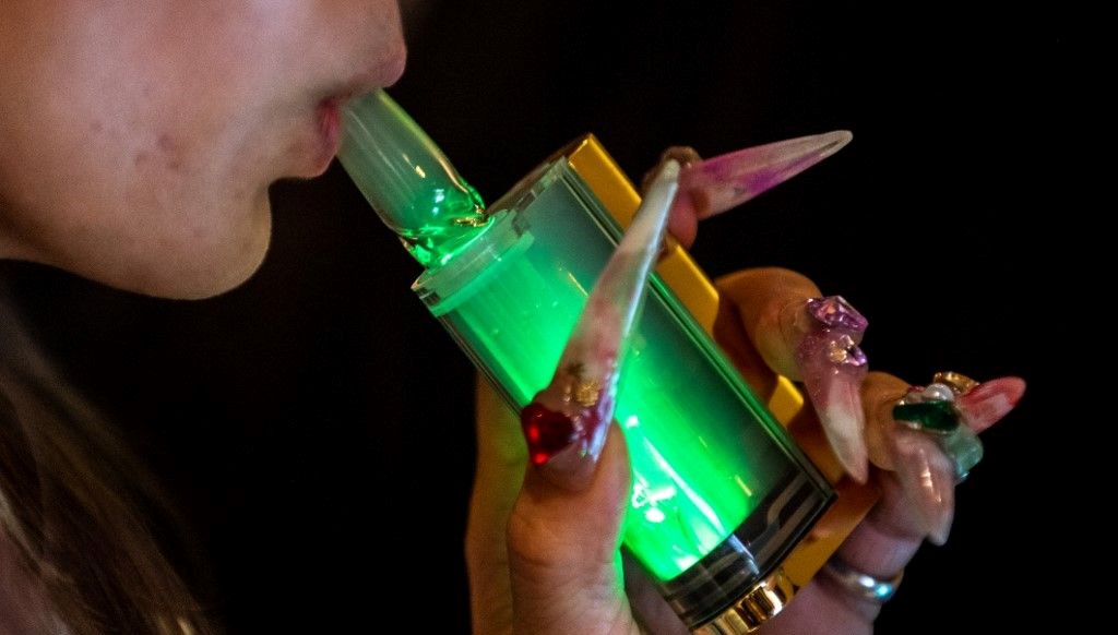 Elektronik sigaralarda sentetik uyuşturucu