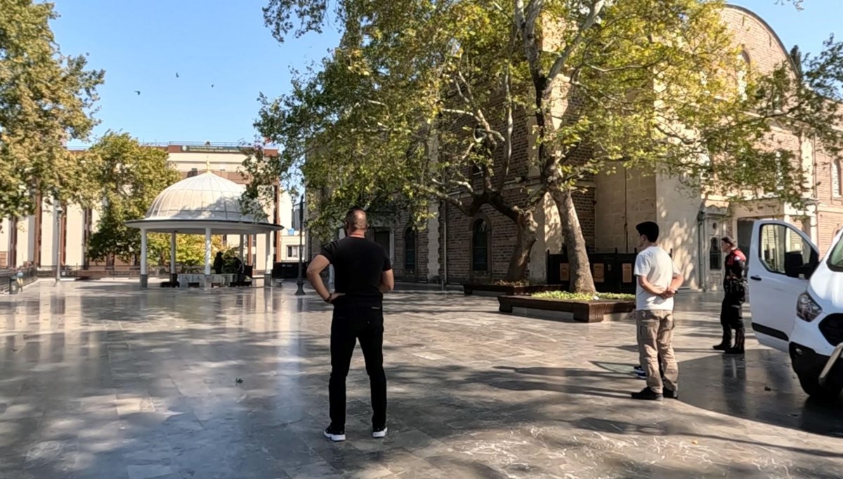 Balıkesir'de tarihi camide şüpheli çanta