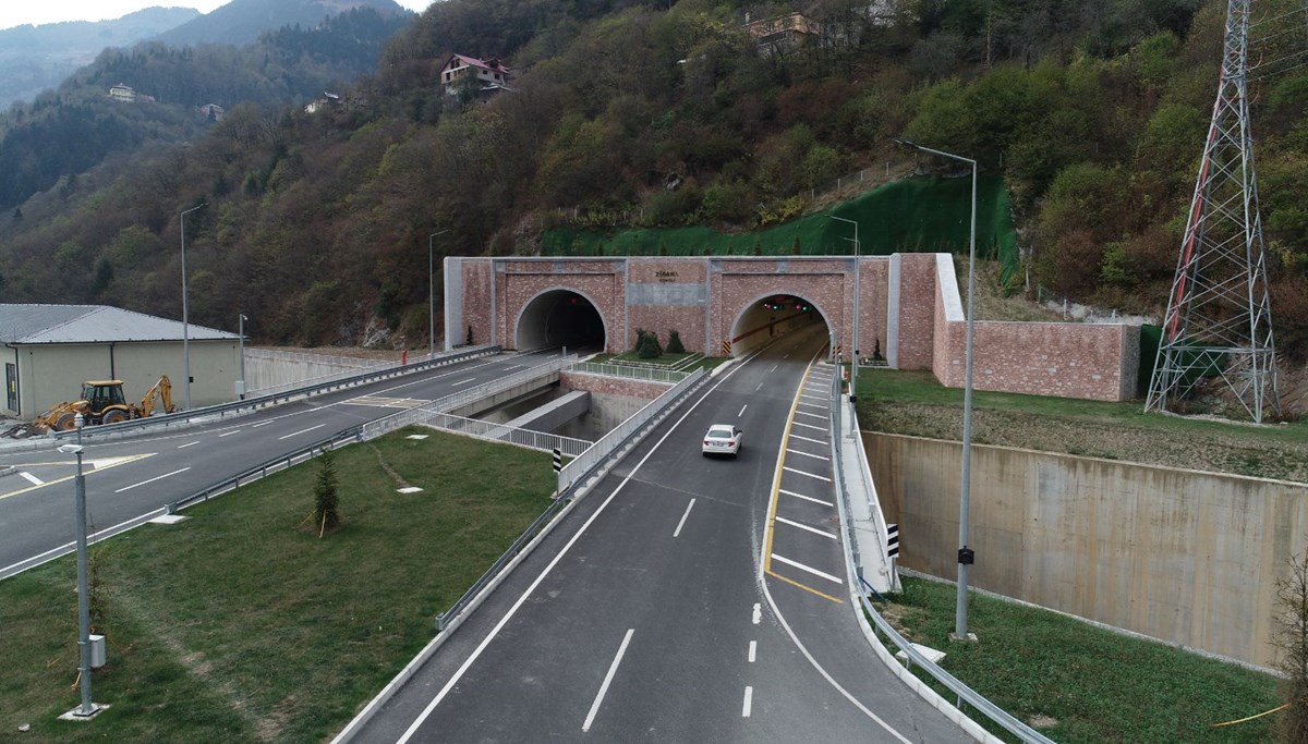 Zigana Tüneli yılın en başarılı projesi seçildi Zigana Tüneli yılın en başarılı projesi seçildi