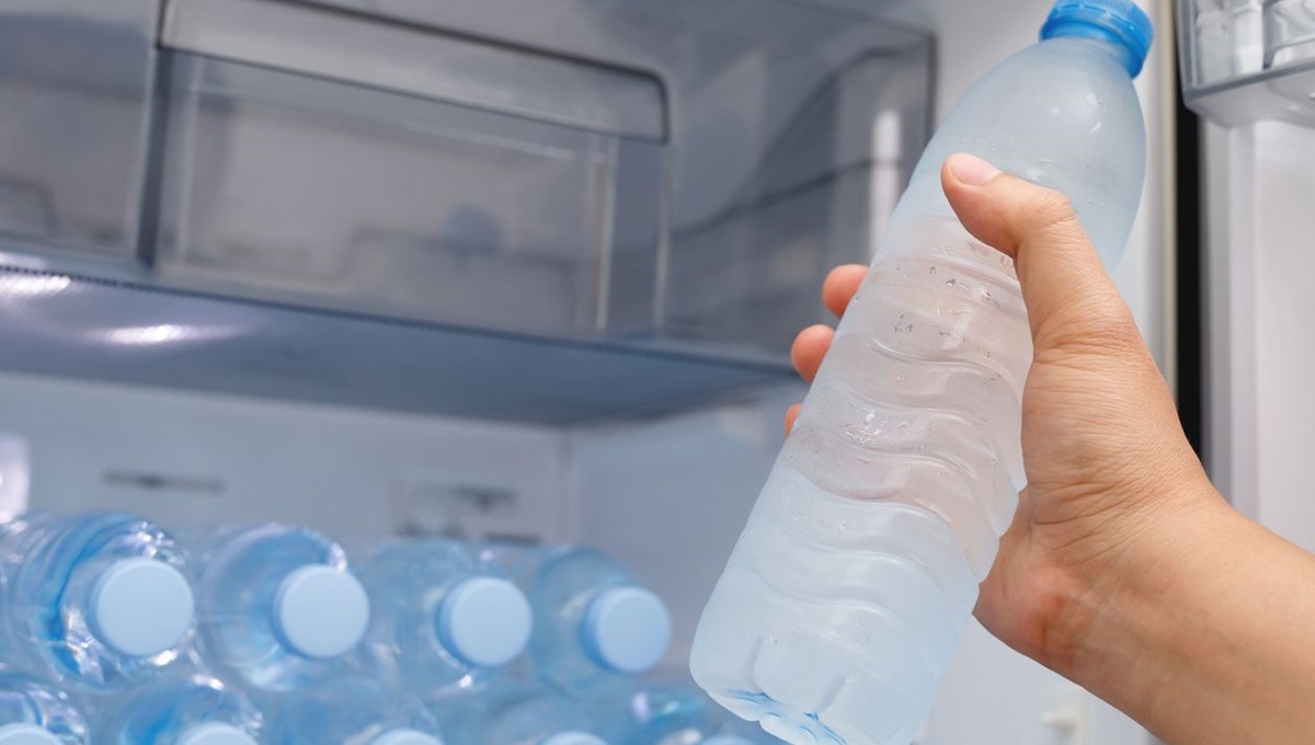 Uzmanlar uyardı! Bu hatayı sakın yapmayın, kanserojen kimyasallar suya karışıyor