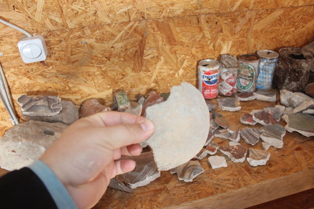 Ünye Kalesi’nin dehlizlerinde sikke, çömlek ve gülleler bulundu - 5