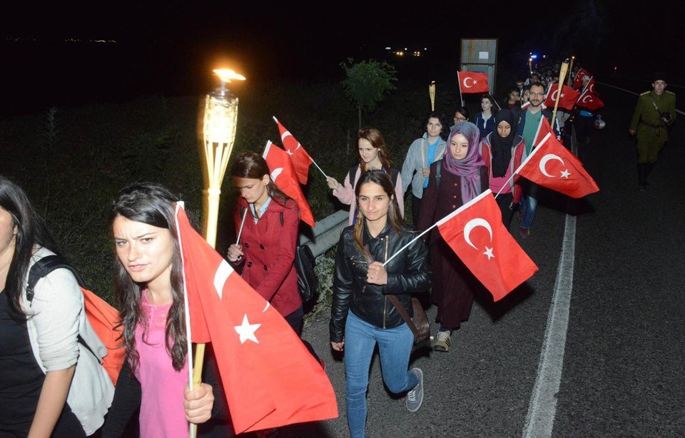 "Şehit tıbbiyeliler" Çanakkale'de anıldı - 1