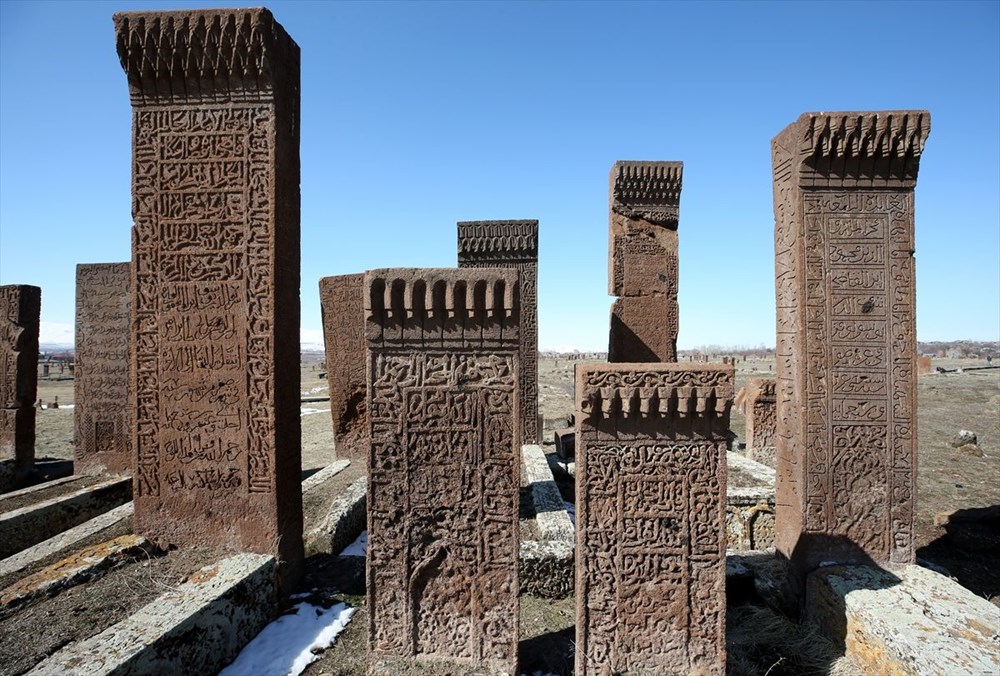 Anadolu'nun Orhun Abideleri: Ahlat Selçuklu Meydan Mezarlığı - 19