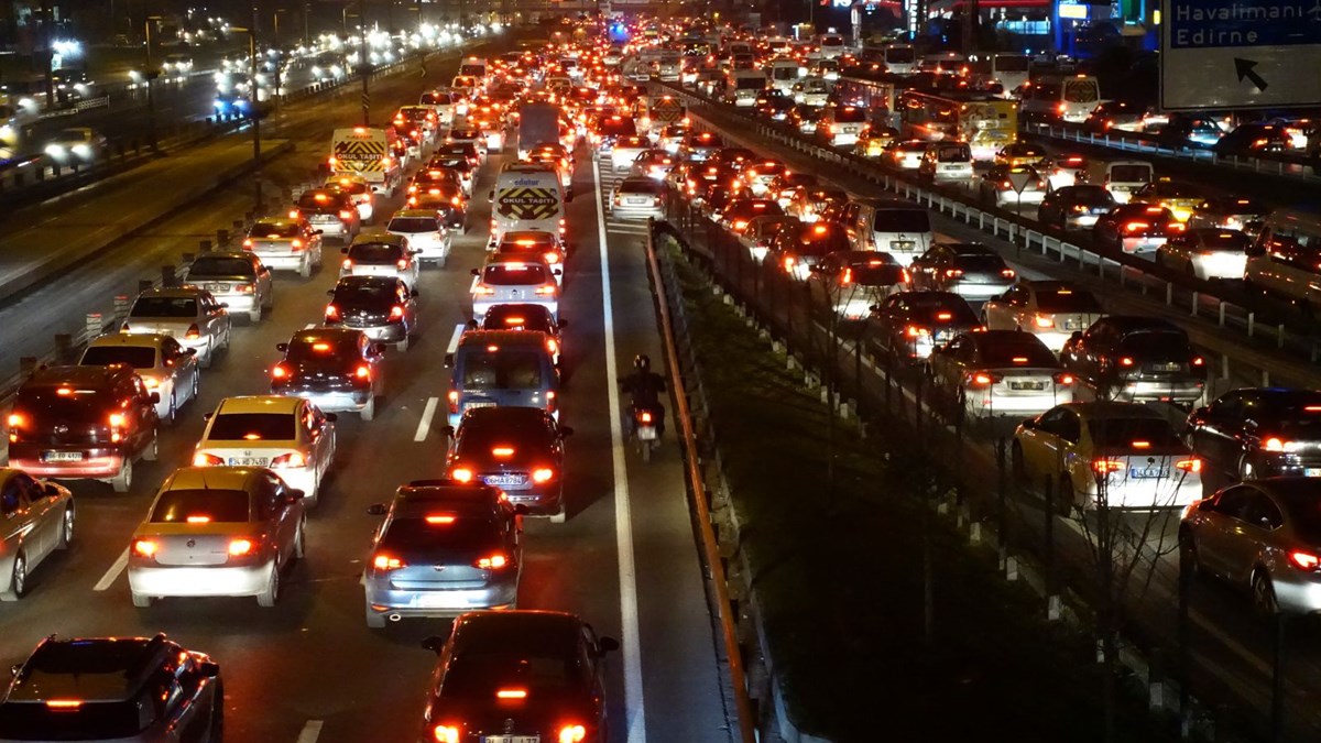 Istanbul Trafiginde Sabah Ile Aksam Farki 3 Dakika Ntv