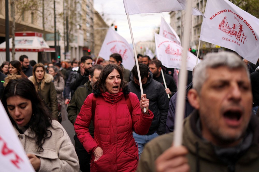 Yunanistan'da grev: "Hükümet hayat pahalılığına karşı önlem almalı" - 1