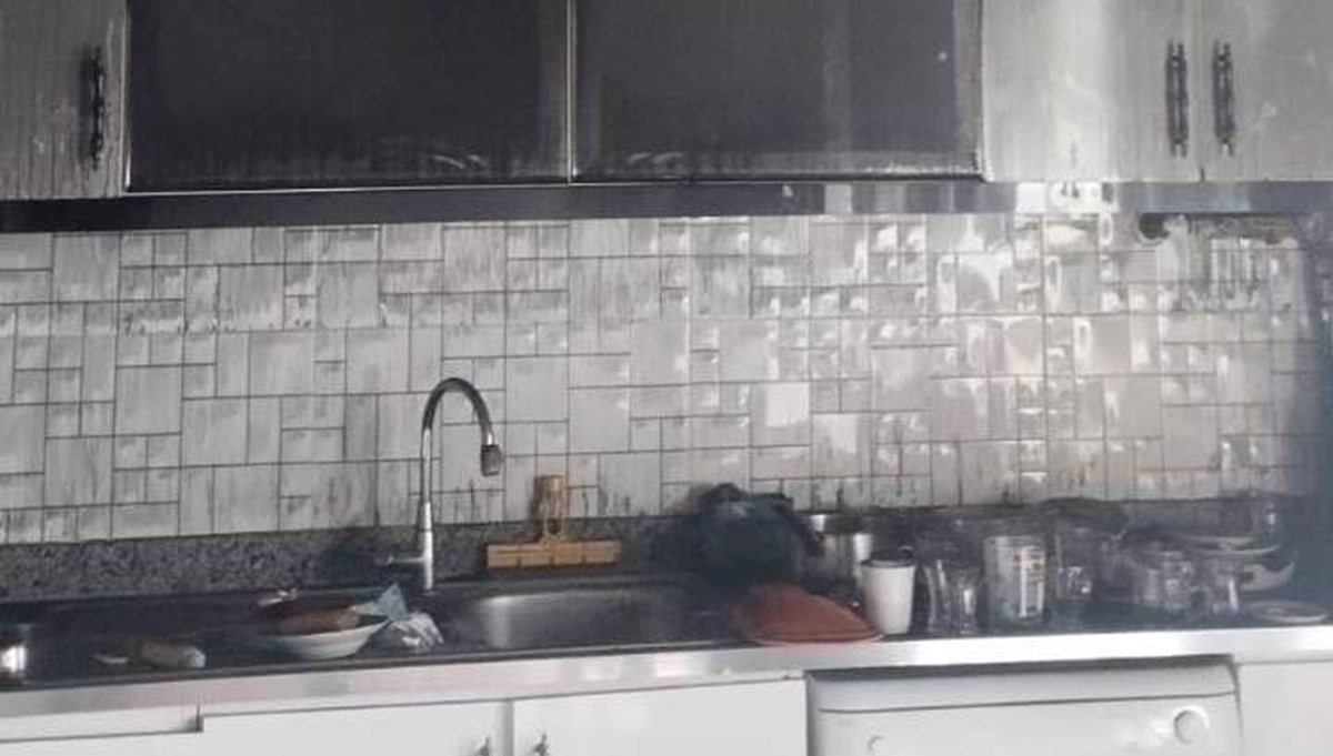Van'da kömür sobası yangın çıkardı Van'da kömür sobası yangın çıkardı