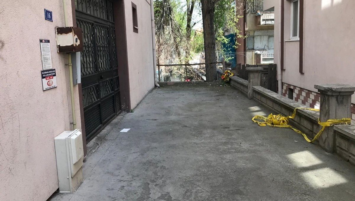 Sokaktaki tartışmada kan aktı Sokaktaki tartışmada kan aktı