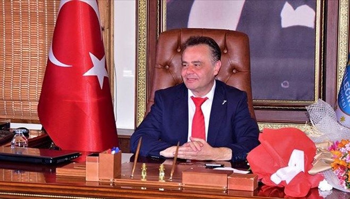 SON DAKİKA: CHP, Bilecik Belediye Başkanı Semih Şahin'i disiplin kuruluna sevk etti